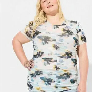 🆕 Torrid Shirt- Size 1